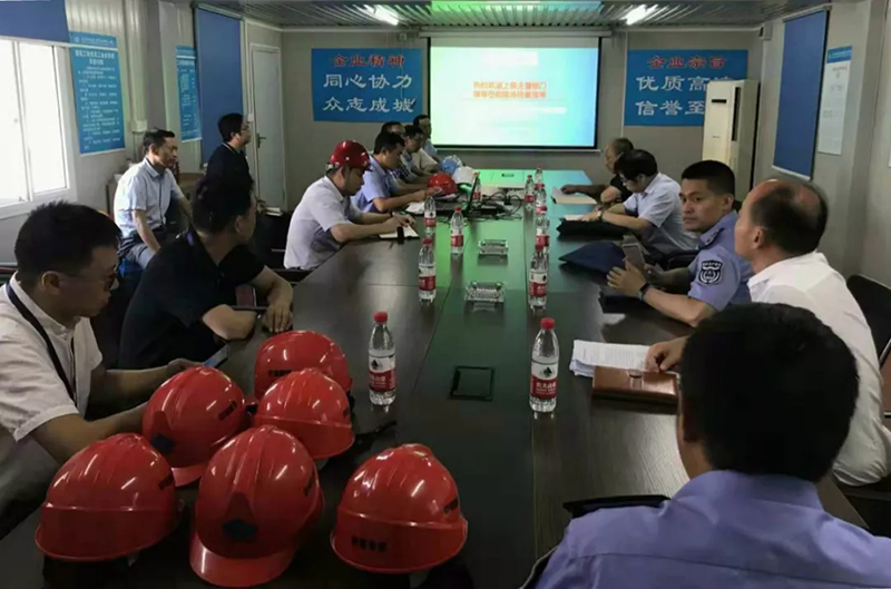 省第一安全生產(chǎn)巡查組蒞臨集團公司項目進行安全檢查 省第一安全生產(chǎn)巡查組蒞臨集團公司項目進行安全檢查