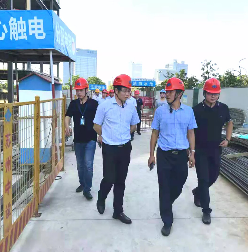 省第一安全生產(chǎn)巡查組蒞臨集團公司項目進行安全檢查 省第一安全生產(chǎn)巡查組蒞臨集團公司項目進行安全檢查